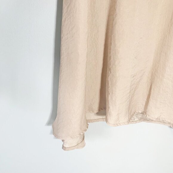 Show Me Your Mumu neutral beige tan flowy oversized gathered wrist top - Picture 2 of 8